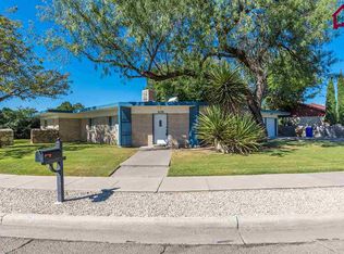 2130 Thomas Dr, Las Cruces, NM 88001
