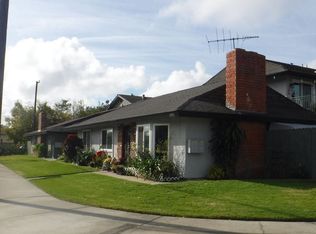 15991 Pasadena Ave APT B, Tustin, CA 92780