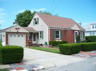 182 Flint Ave, Cranston, RI 02910