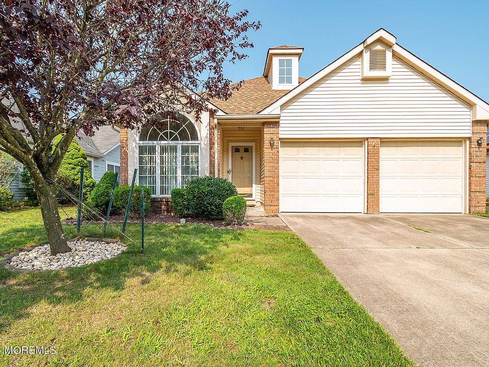 1st image of 1666 Lacebark Court