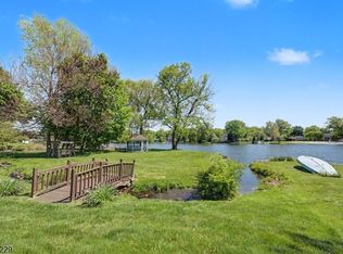 55 Intervale Rd, Boonton, NJ 07005