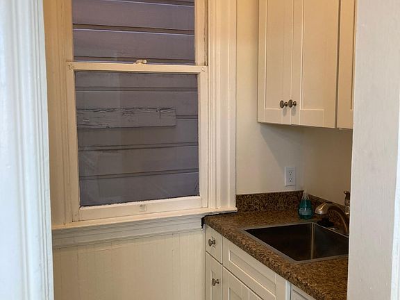 3rd image of 76-78 Sycamore St #76.5