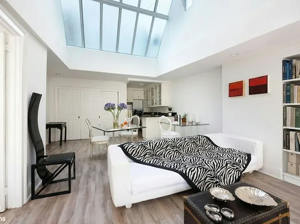 31 Gramercy Park S APT 4B, New York, NY 10003