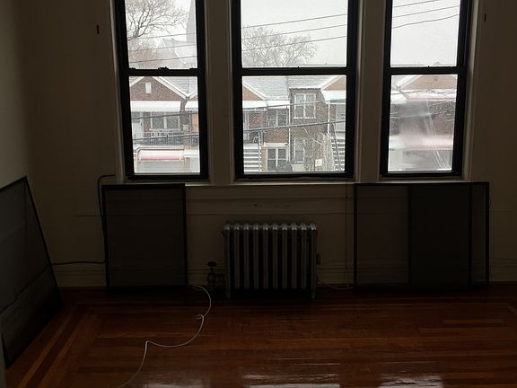 2nd image of 5039 39th Pl #2