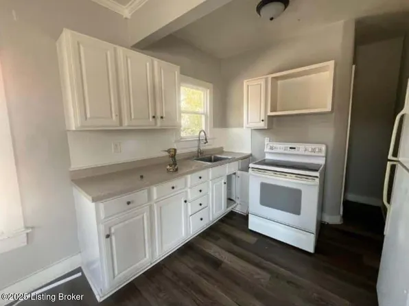 131 S 38th St, Louisville, KY 40212