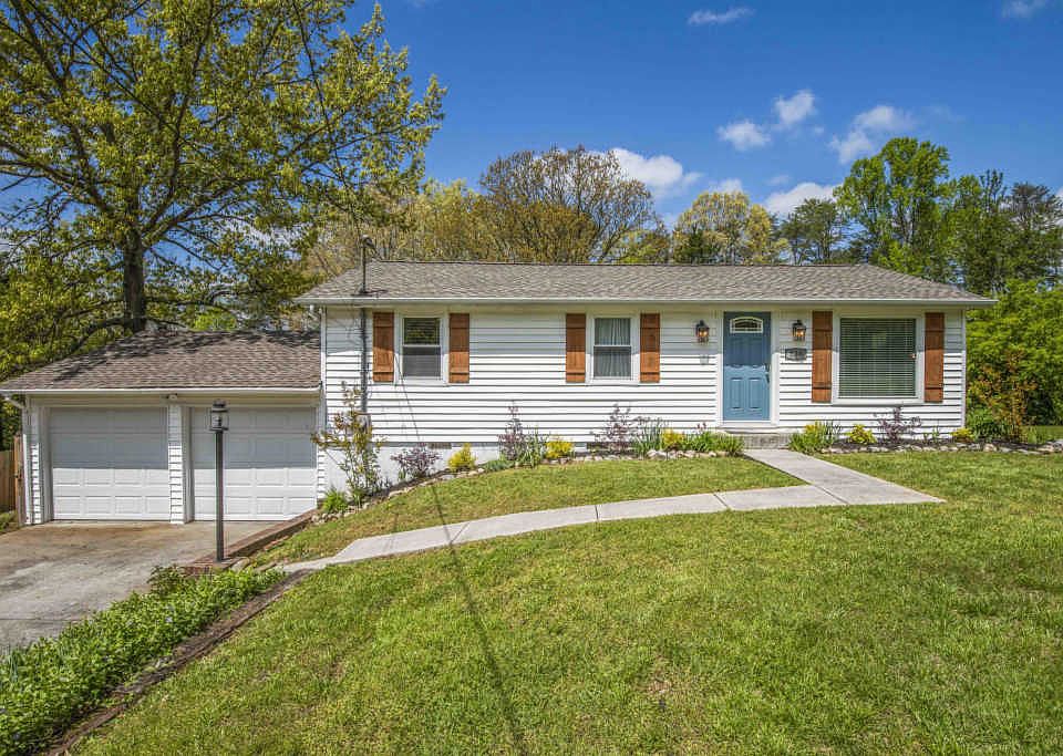 1st image of 539 E Beaver Creek Dr