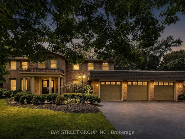 244 Colchester Dr, Oakville, ON L6J 5S5