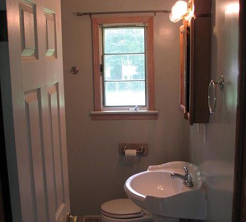 3rd image of 121 Trudy Ave