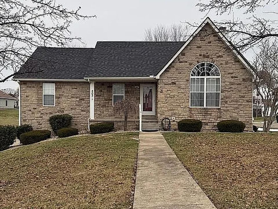 1st image of 803 Oak Fairway Ct