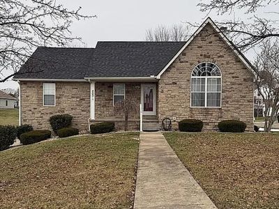803 Oak Fairway Ct, Maysville, KY, 41056