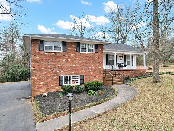 2nd image of 2112 Oakland Dr NW