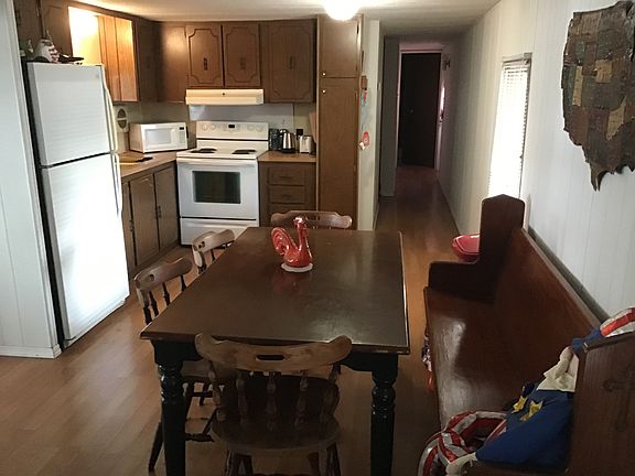 3rd image of 37913 Lake Gilbert Cir