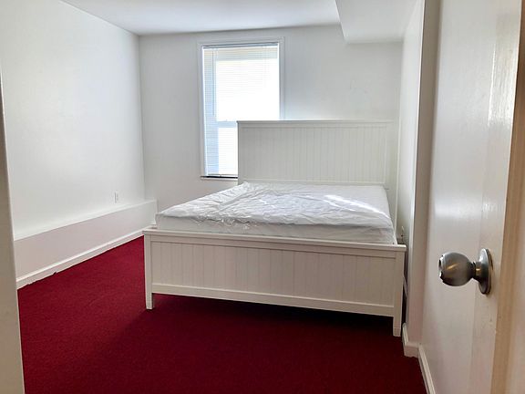 2nd image of 829 24th Ave #829