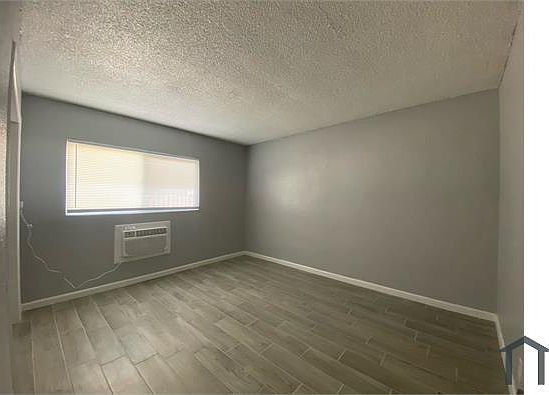 2nd image of 216 W Philadelphia Ave APT 7
