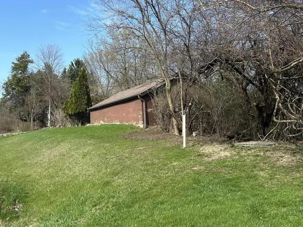 5810 South RACINE AVENUE, New Berlin, WI 53146