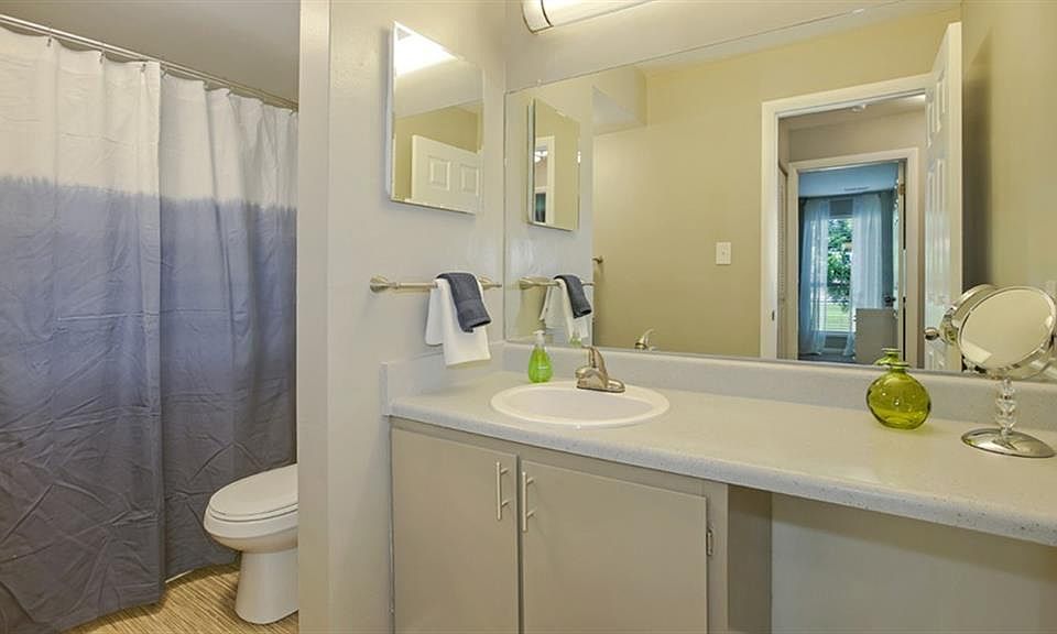 The Avalon Apartment Homes 13630 Riverway Dr Chesterfield MO Zillow