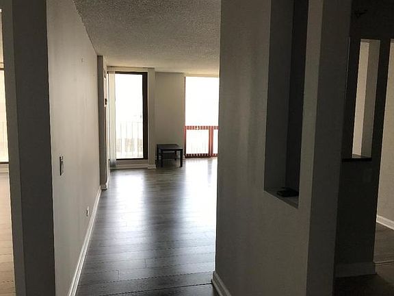 3rd image of 200 N Dearborn St Unit 3305