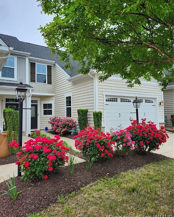 1st image of 116 Gaston Ln