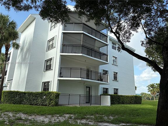 3rd image of 16141 Blatt Blvd APT 113