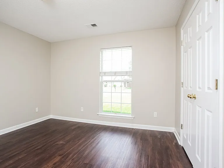 6379 Sandbourne E — Photo 15