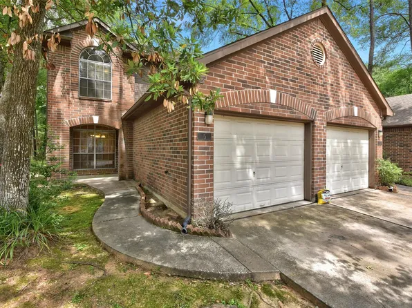 5 E Willowwood Ct, Spring, TX 77381