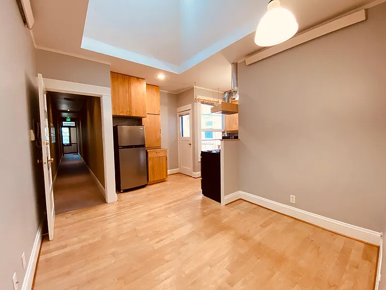 2354 NW Glisan St #7 — Photo 10