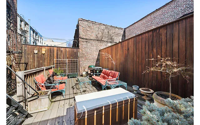 Sold by Douglas Elliman | media 37