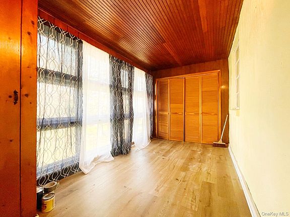 2nd image of 36 Bert Crawford Road