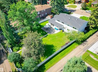 8723 137th St NW, Edmonton, AB T5R 0C5