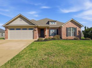 11 Palamino Dr, Vilonia, AR 72173