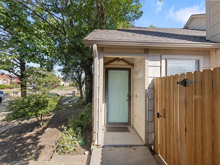 2706 Bridge Lake Dr — Photo 29