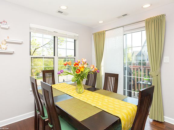 4th image of 1750 Sleepy Hollow Ct APT 10