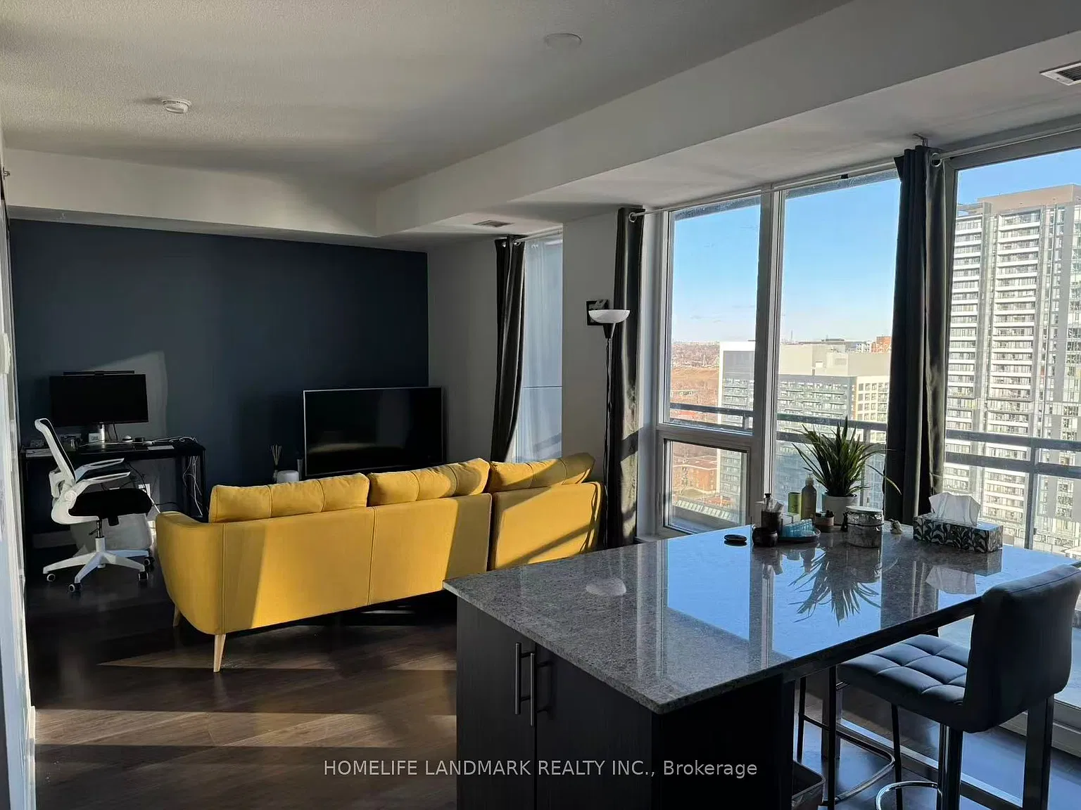 1 bed, $2,000 — Photo 3