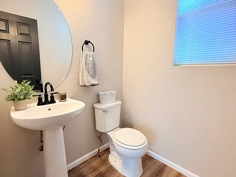 4726 N Hannibal St — Photo 10