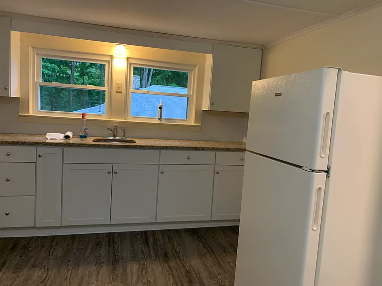 946 S Main St #2 — Photo 3