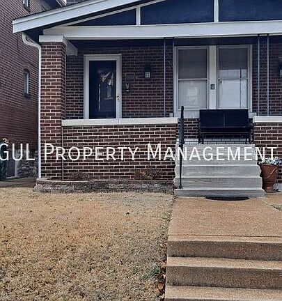 4th image of 6021-2F Dewey Ave #6021