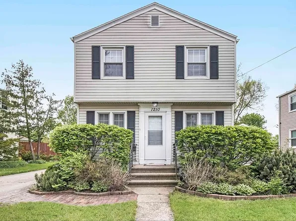 1210 Woodlawn Blvd, South Bend, IN 46616