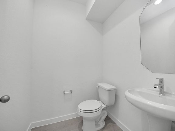5th image of 14902 Diamond Dove Ln