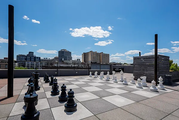 Rented by Compass | media 21