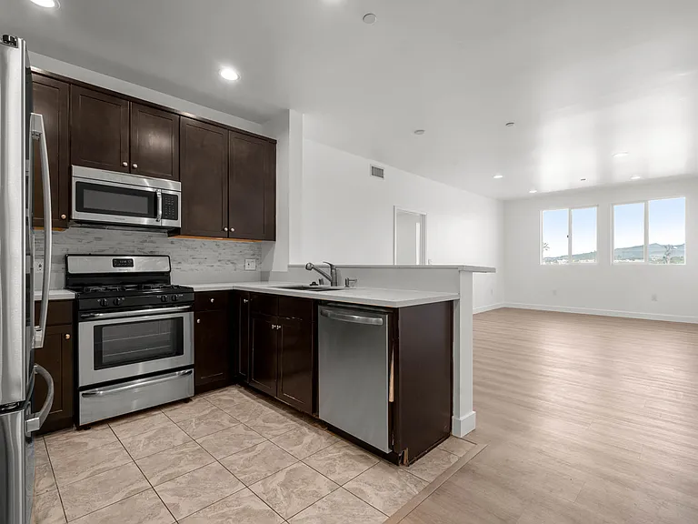 8248 Sepulveda Pl — Photo 1