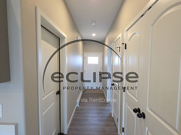 2nd image of 507 Washington Ave