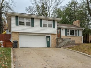 2228 5th Ave NE, Rochester, MN 55906