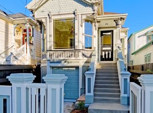 2702 Myrtle St, Oakland, CA 94607