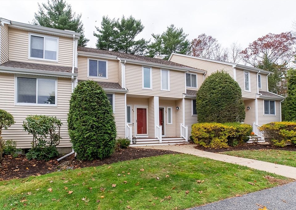 1st image of 23 Gaslight Ln #23