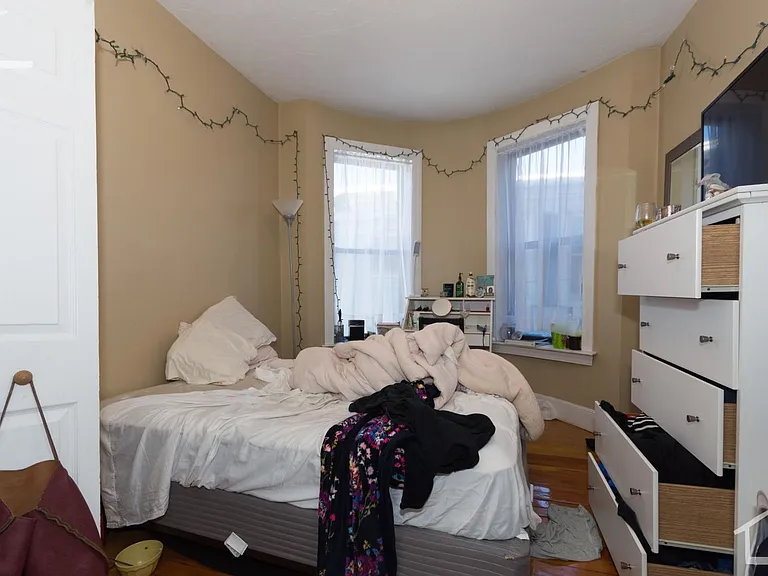 17 Highgate St #103 — Photo 6