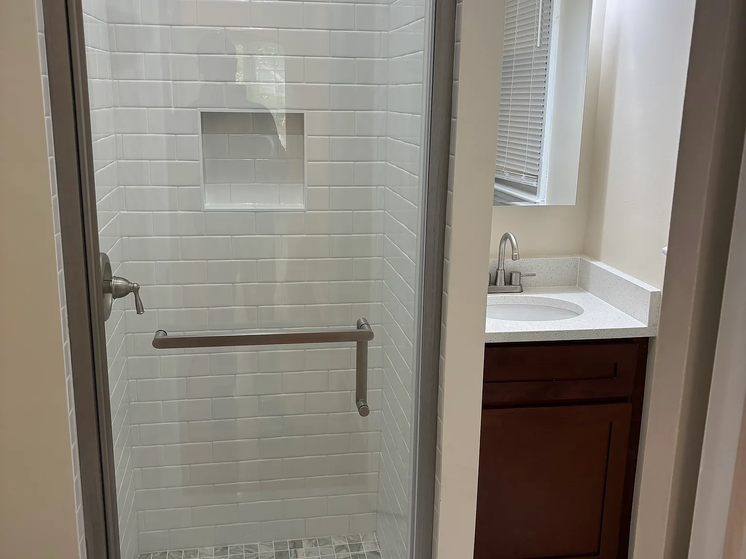 1 bed, 700 sqft, $2,395 — Photo 4