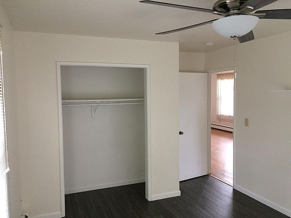 4th image of 719 Edward St #B