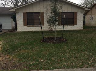 4604 Begonia Ln, Victoria, TX 77904