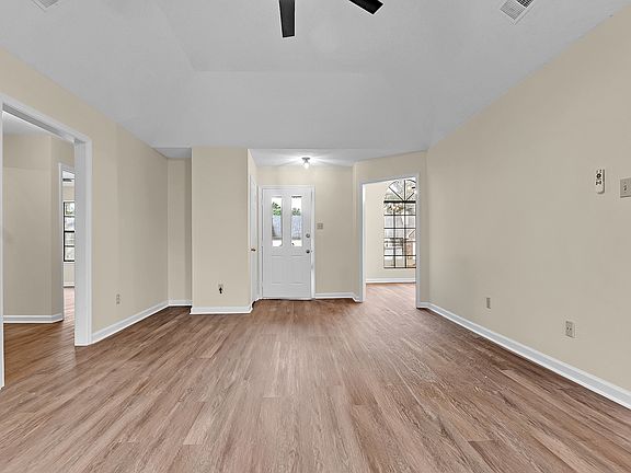 3rd image of 2534 Clydes Place Cv