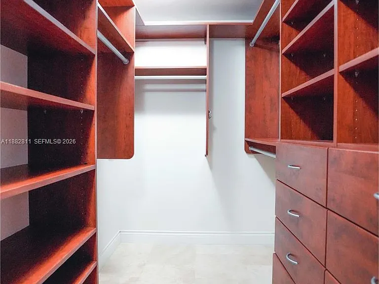 6039 Collins Ave #503 — Photo 17